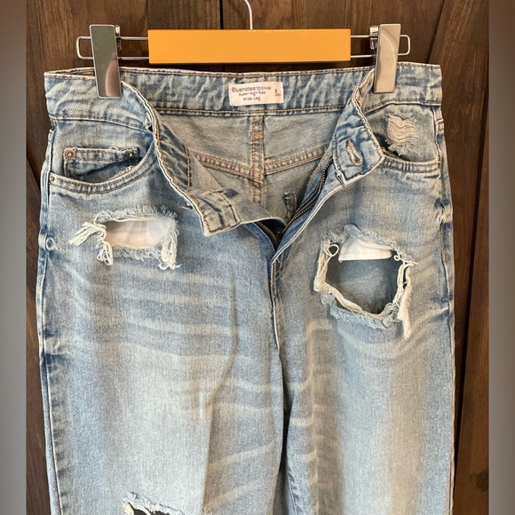 Distressed Light Blue Jeans - Picture 4 of 6